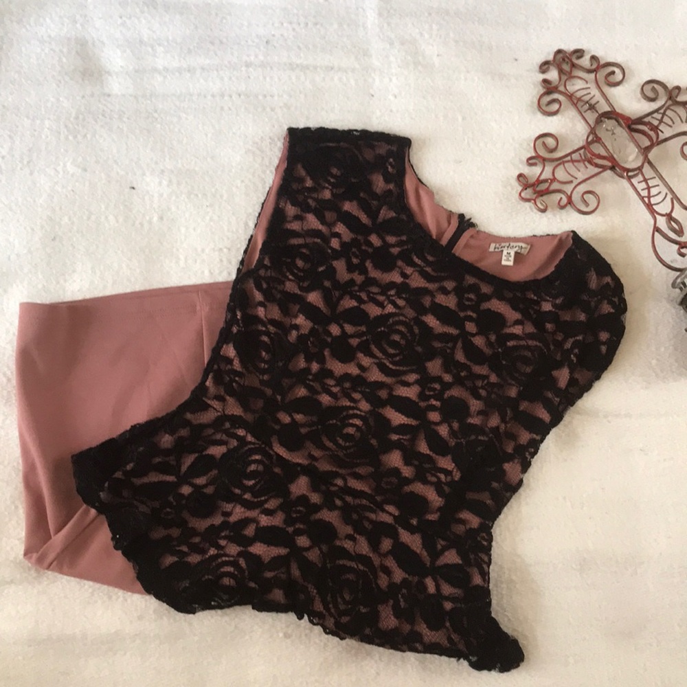 Mini dark pink dress
